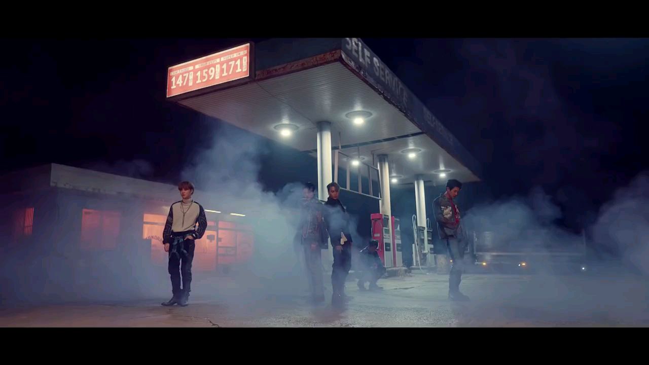 EXO MV